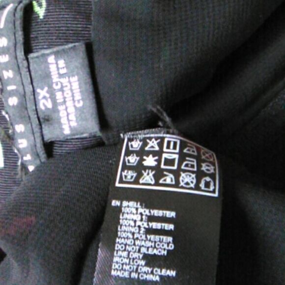 Roses Are Red Dress - Picture 7 of 8